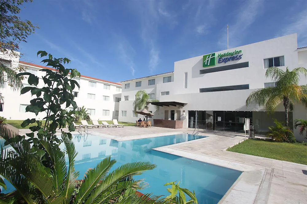 מלון Wyndham Garden פלאייה דל כרמן 5*,